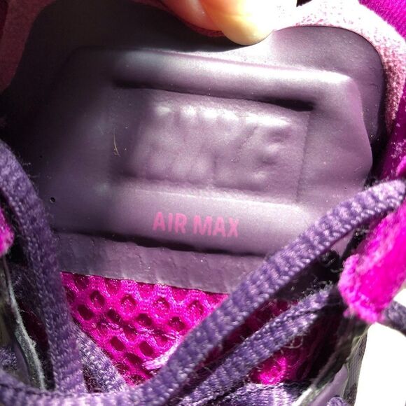 Nike AirMax Woman’s, Dark Purple Nike AirMax - Picture 6 of 8